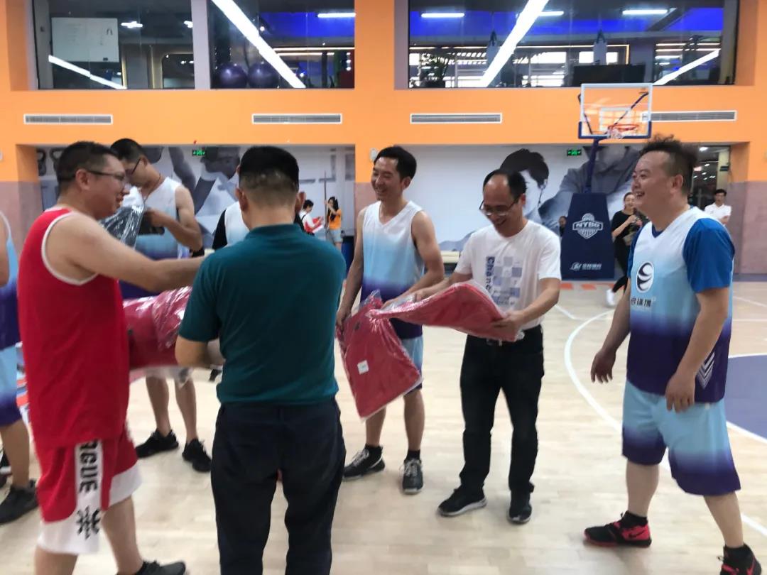 成都地板康威和友商聯(lián)誼賽 成都地板康威和友商聯(lián)誼賽